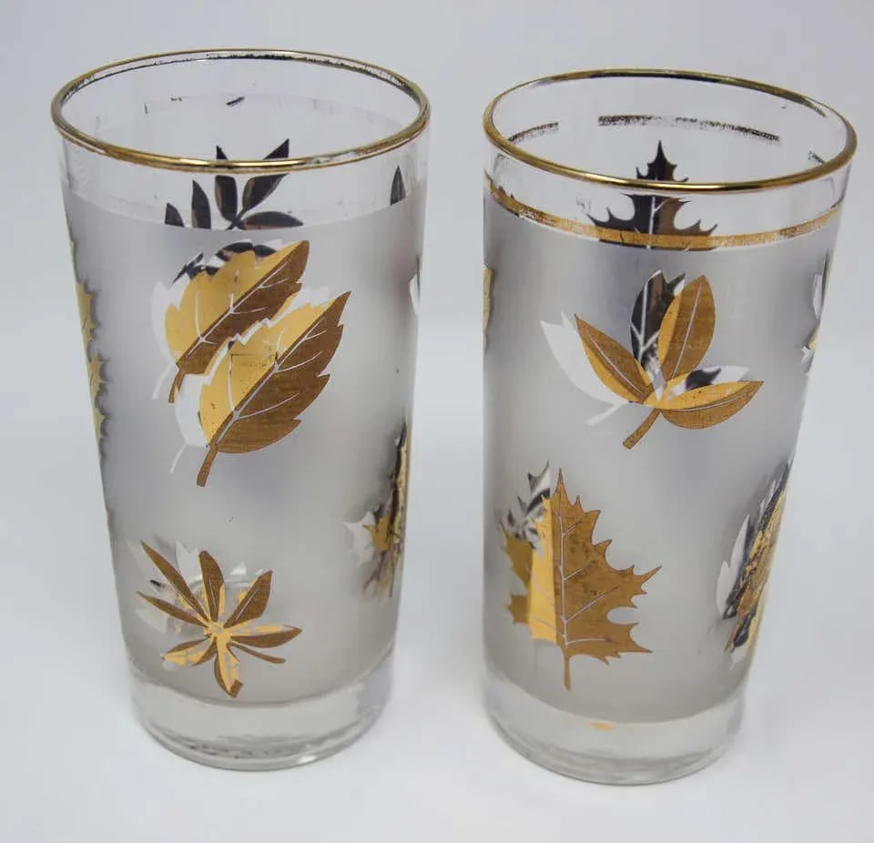 Vintage Mid 20th Century Cocktail Glasses by Libbey with Gold Leaf Design - Set of 4 - 8
