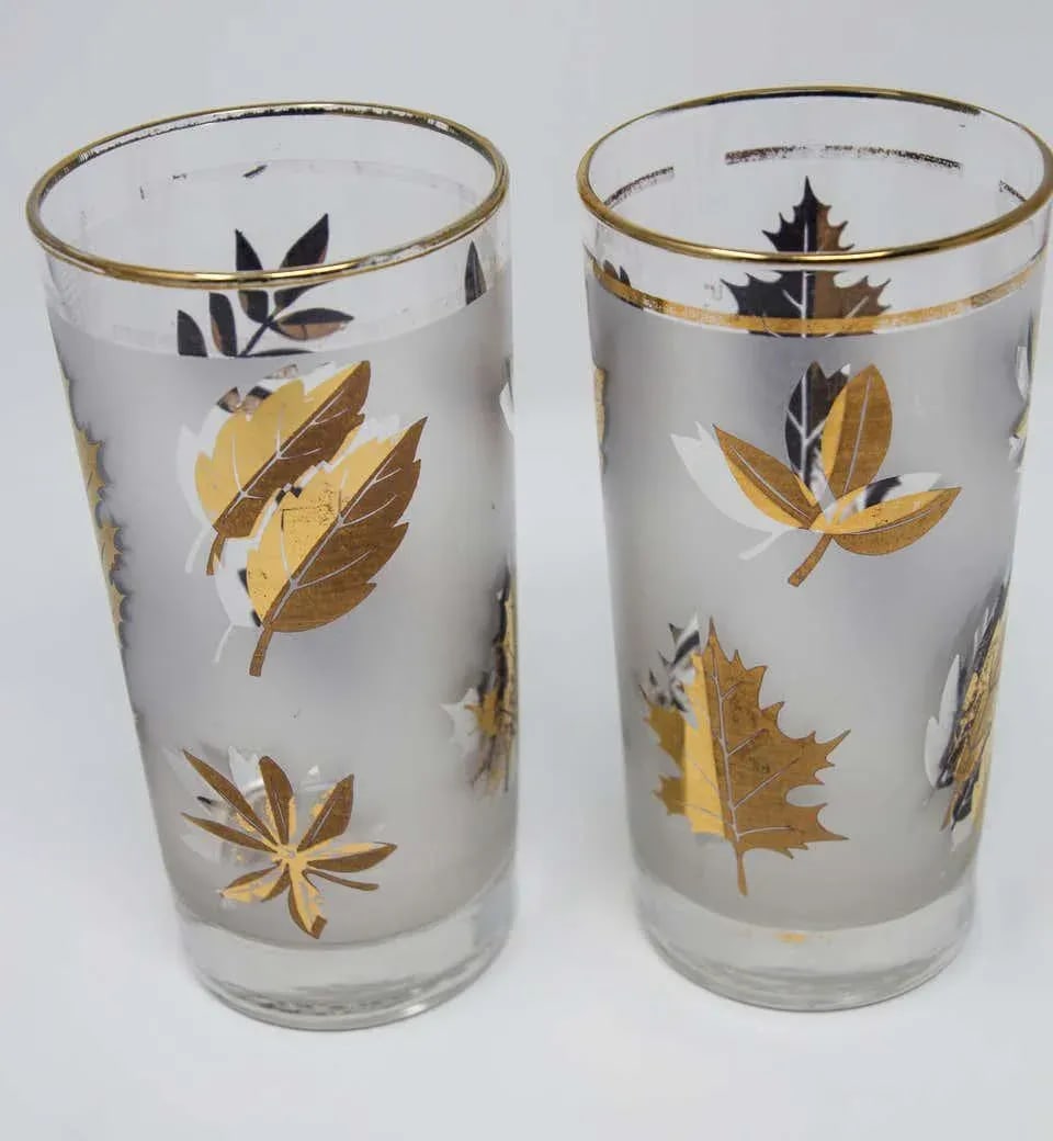 Vintage Mid 20th Century Cocktail Glasses by Libbey with Gold Leaf Design - Set of 4 - 9