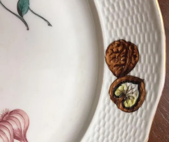 19th Century Continental Porcelain Plate in the Manner of Herend Market Garden - 7