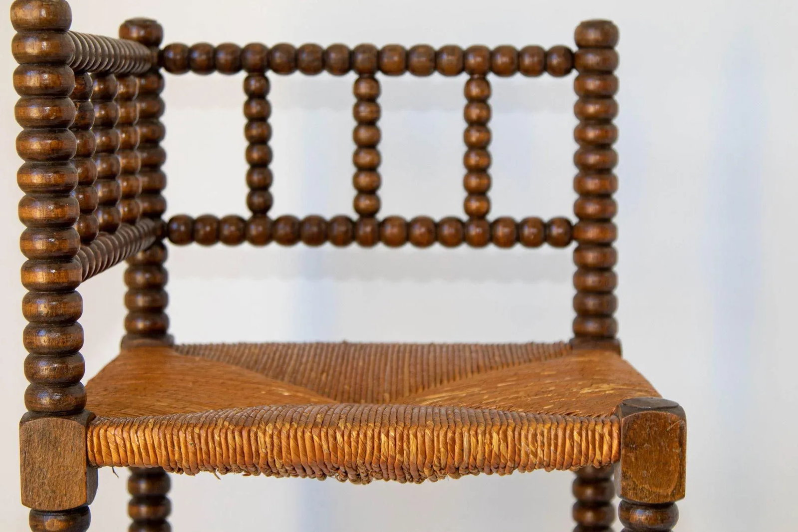 Antique French Provincial Carved Oak Bobbin Rush Corner Chair 19th C. - 10