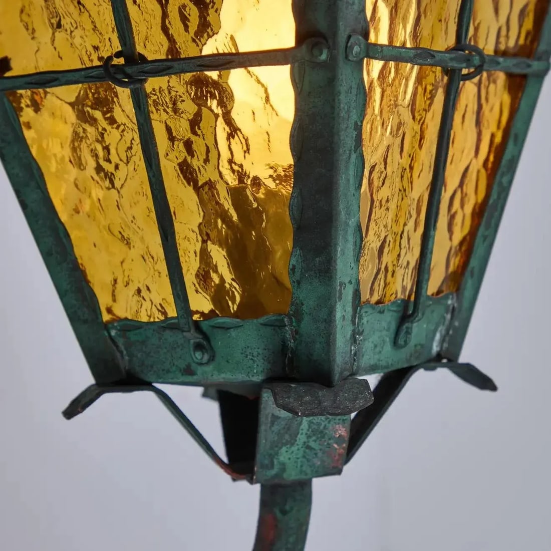 1950s Large Scandinavian Outdoor Wall Light in Patinated Copper and Amber Glass - 6