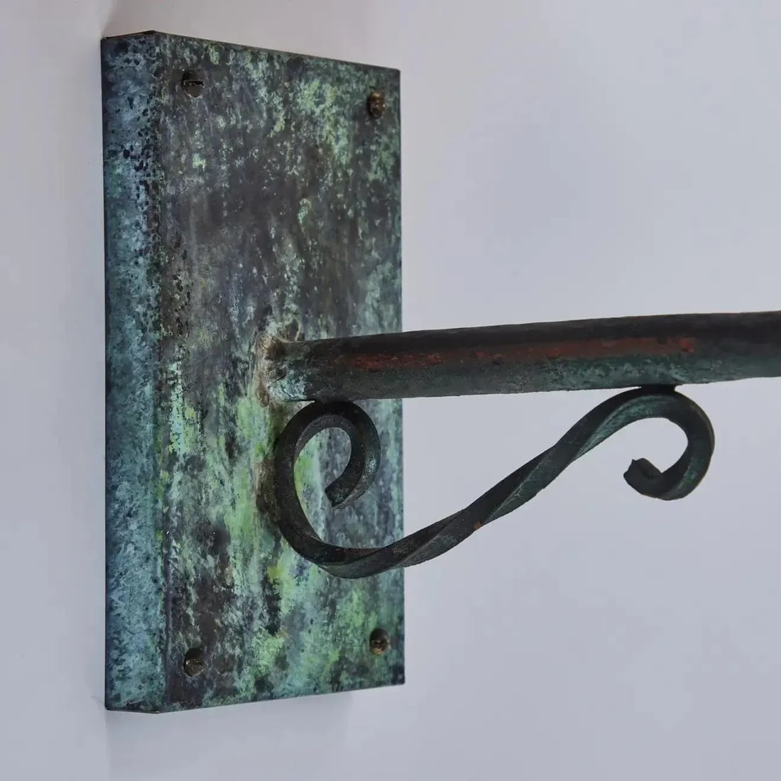 1950s Large Scandinavian Outdoor Wall Light in Patinated Copper and Amber Glass - 8