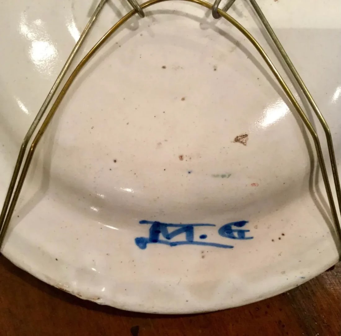 17th Century Spanish Delft Charger - 6