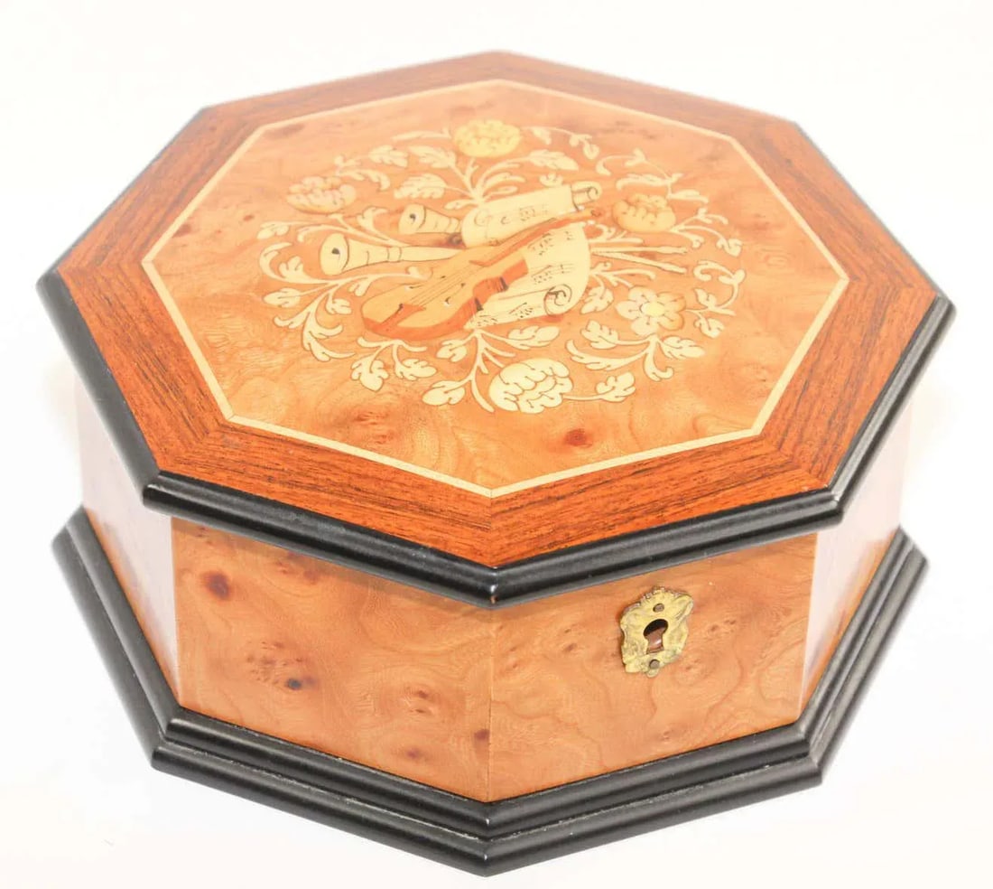 Octagonal Jewelry Music Box, Made in Italy - 7