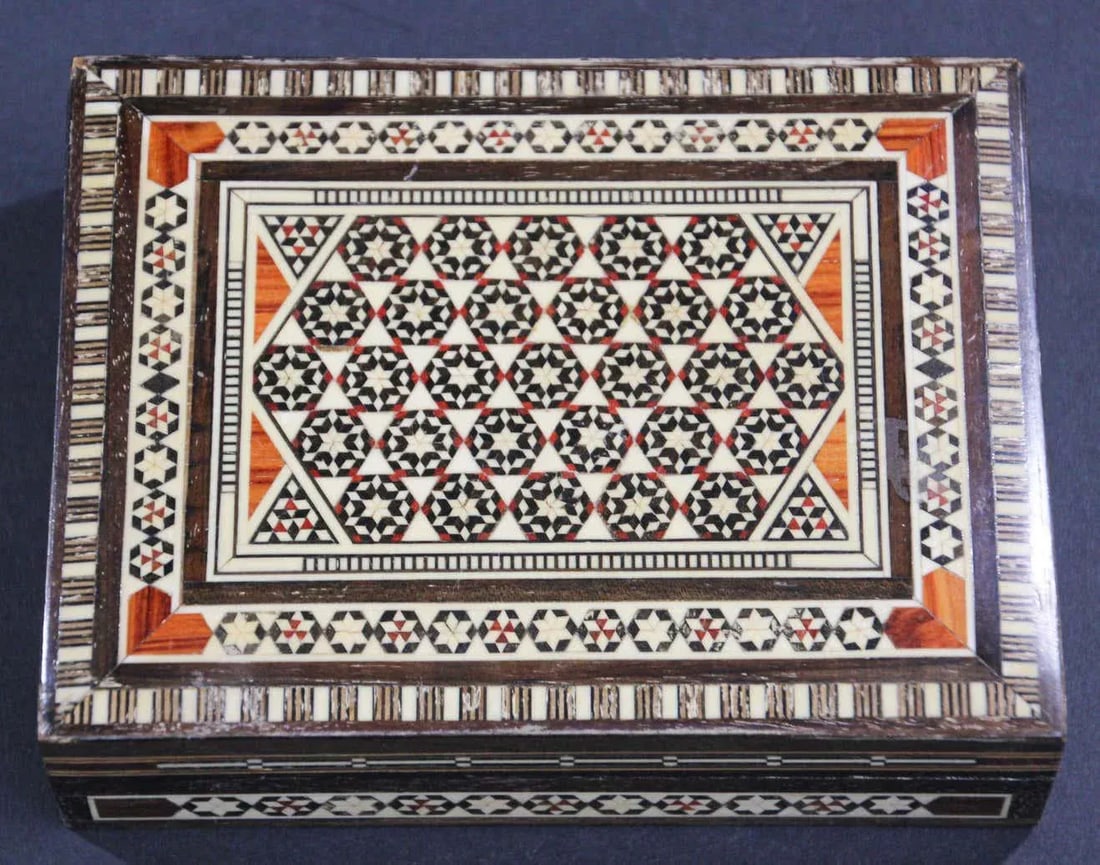Middle Eastern Moorish Handcrafted Mosaic Decorative Trinket Box - 9