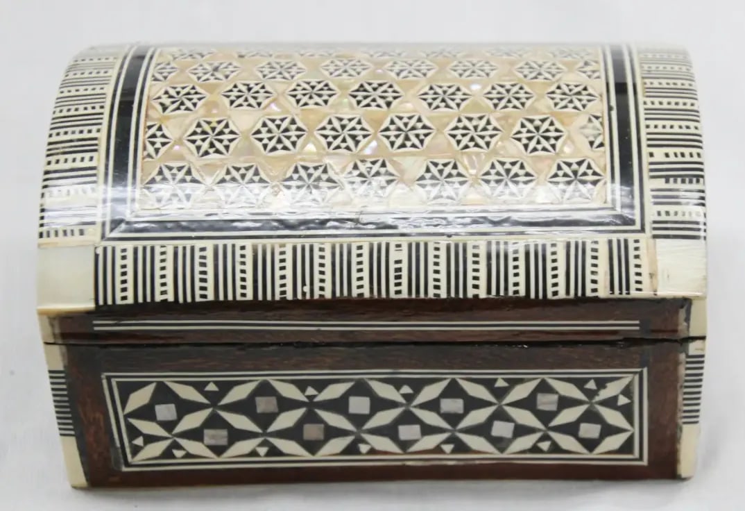 Middle Eastern Moorish Handcrafted Mosaic Decorative Box - 6
