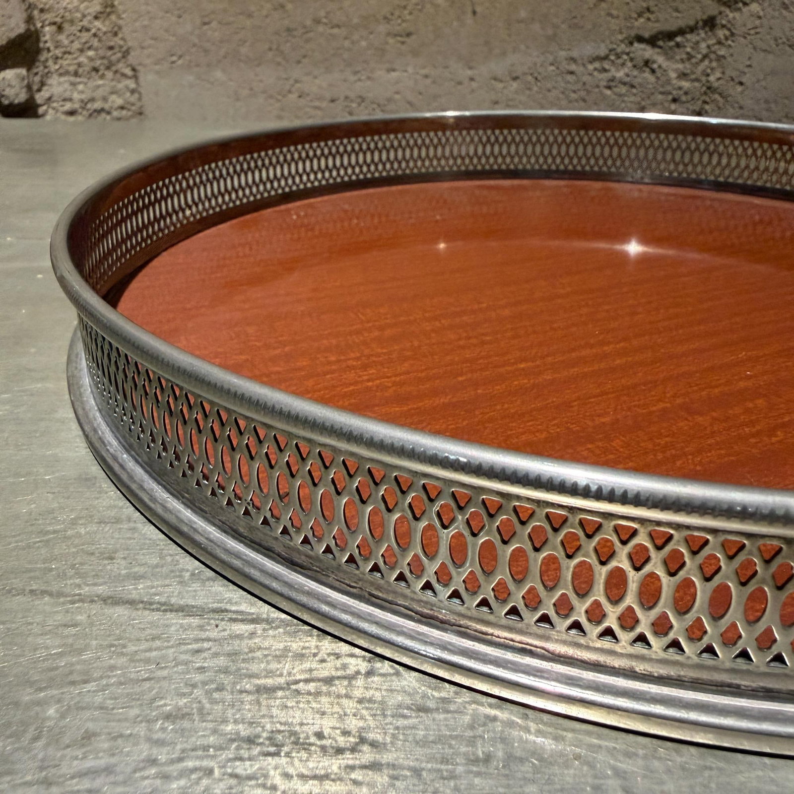 Mid-Century Modern Round Serving Butler's Tray Eales of Sheffield - 3