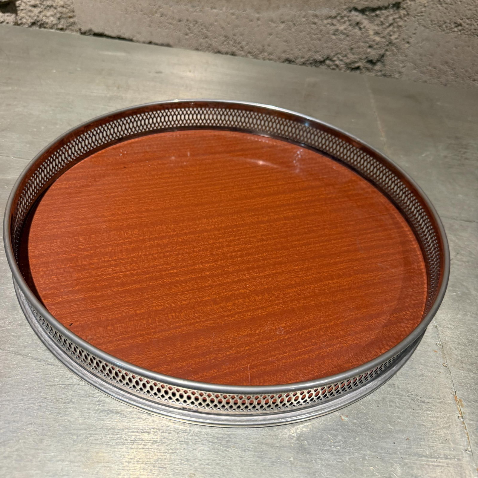 Mid-Century Modern Round Serving Butler's Tray Eales of Sheffield - 7