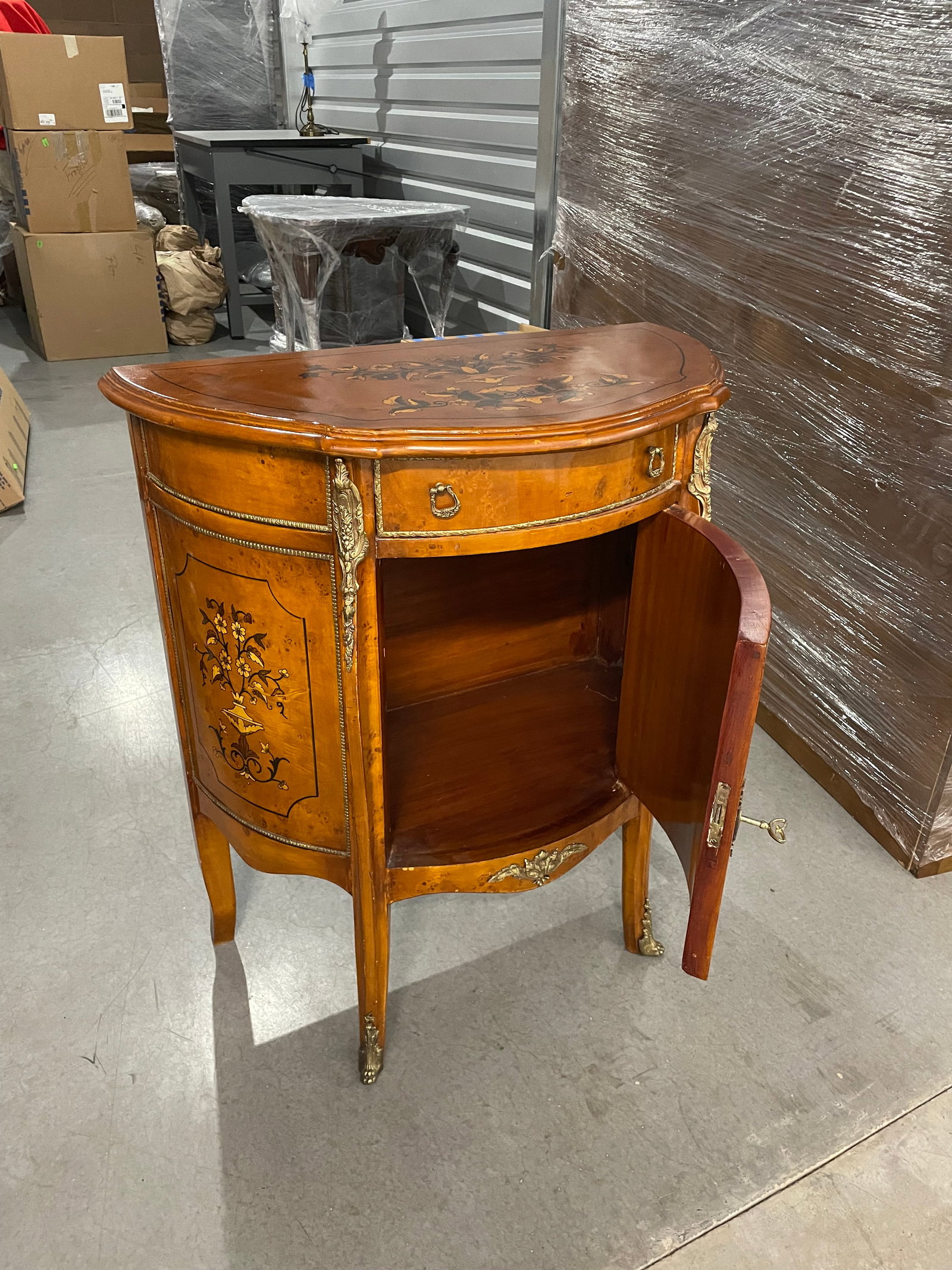 1990s Demi-Lune Accent Cabinet Italian Neoclassical Style Faux Marquetry - 11