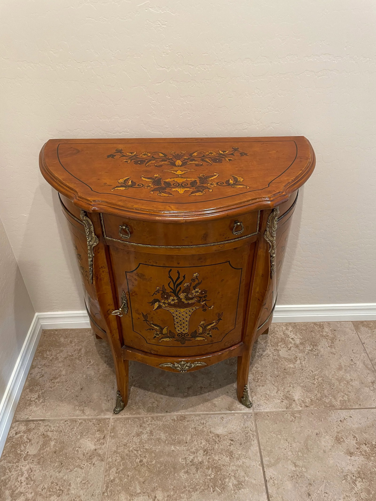1990s Demi-Lune Accent Cabinet Italian Neoclassical Style Faux Marquetry - 8