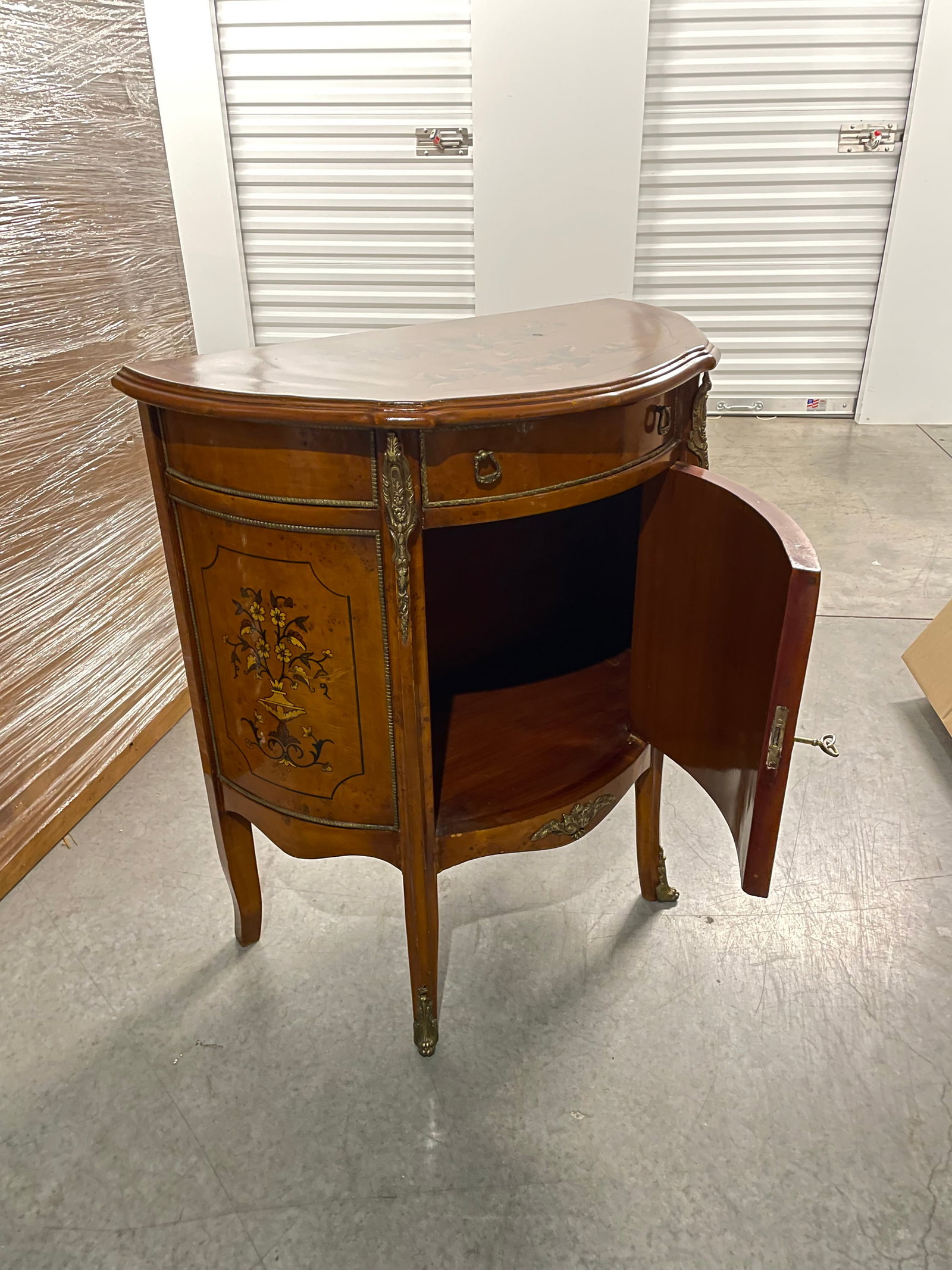 1990s Demi-Lune Accent Cabinet Italian Neoclassical Style Faux Marquetry - 9