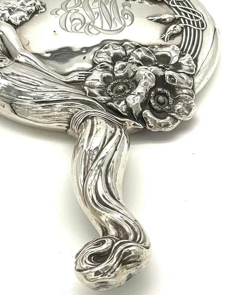 Early 20th Century Art Nouveau Sterling Hand Mirror 'Reine Des Fleurs', C. 1903, by Unger Brothers - 4