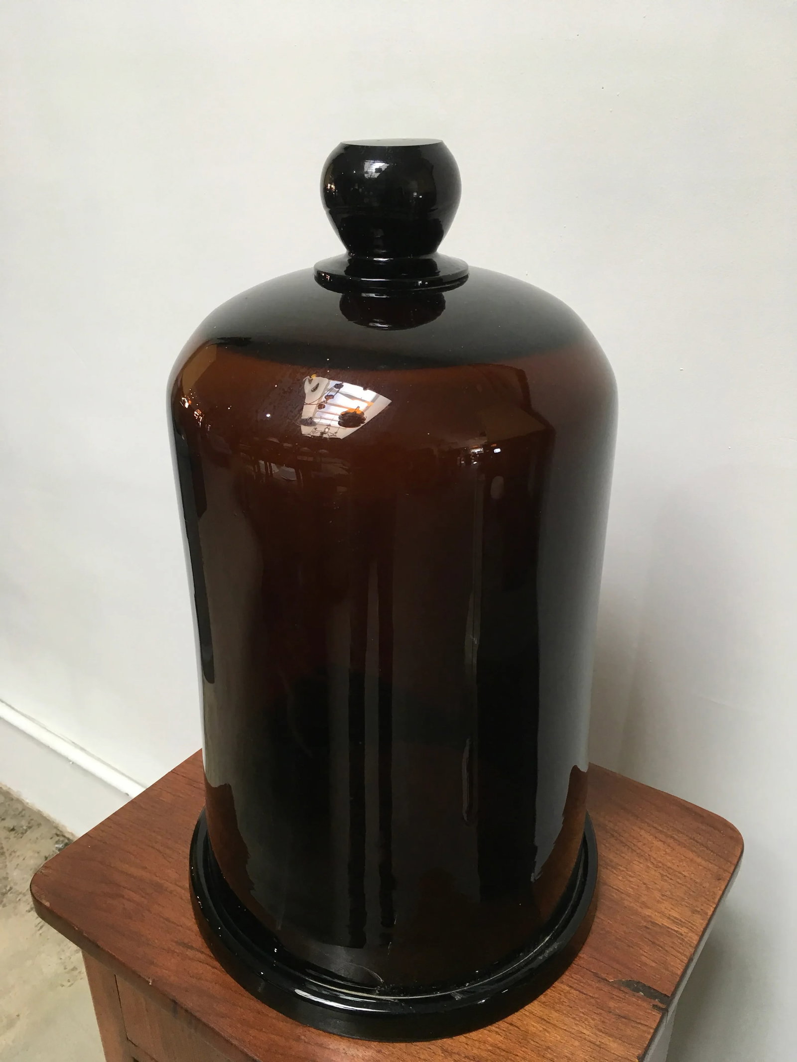 Antique Amber Glass Apothecary Dome Cloche With Ground Glass Finial - 2