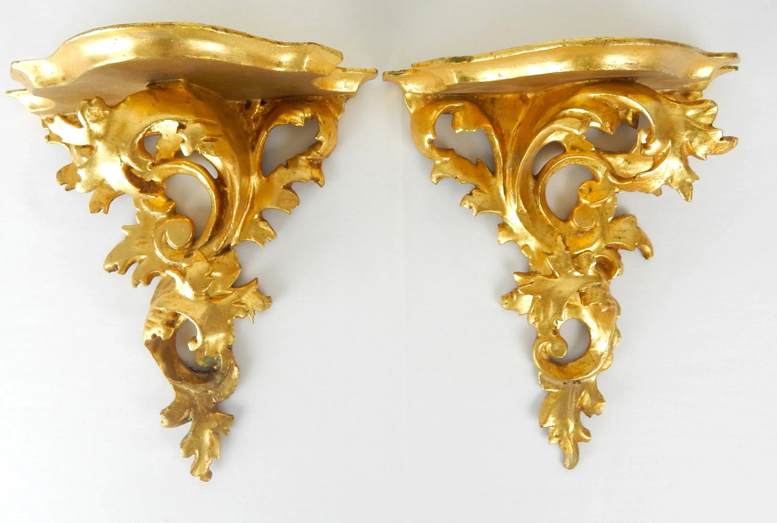 Mid 20th Century Florentine Giltwood Rococo Brackets- a Pair - 3