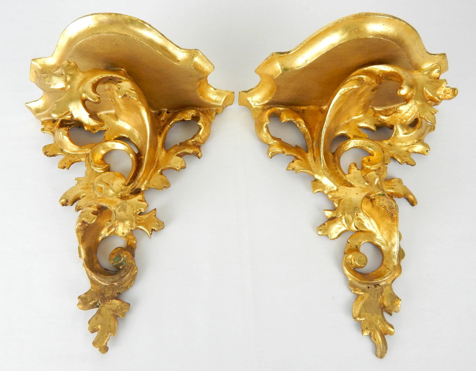 Mid 20th Century Florentine Giltwood Rococo Brackets- a Pair - 4