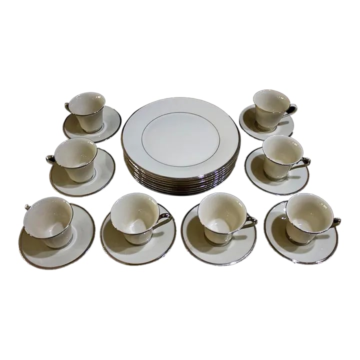 Lenox China Solitaire Pattern - 24 Pieces (1 of 5)