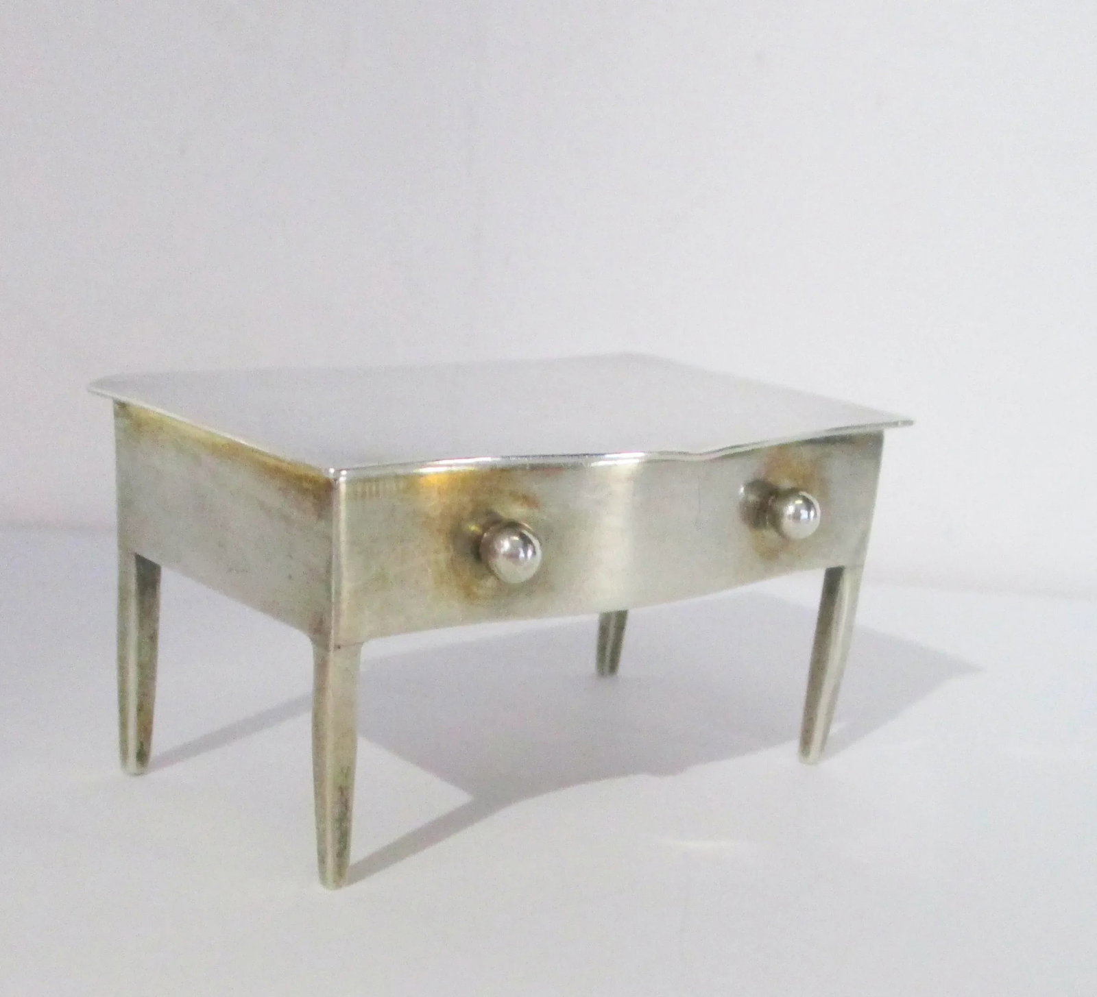 1910s Traditional Sterling Silver Small Table Form Box - 7