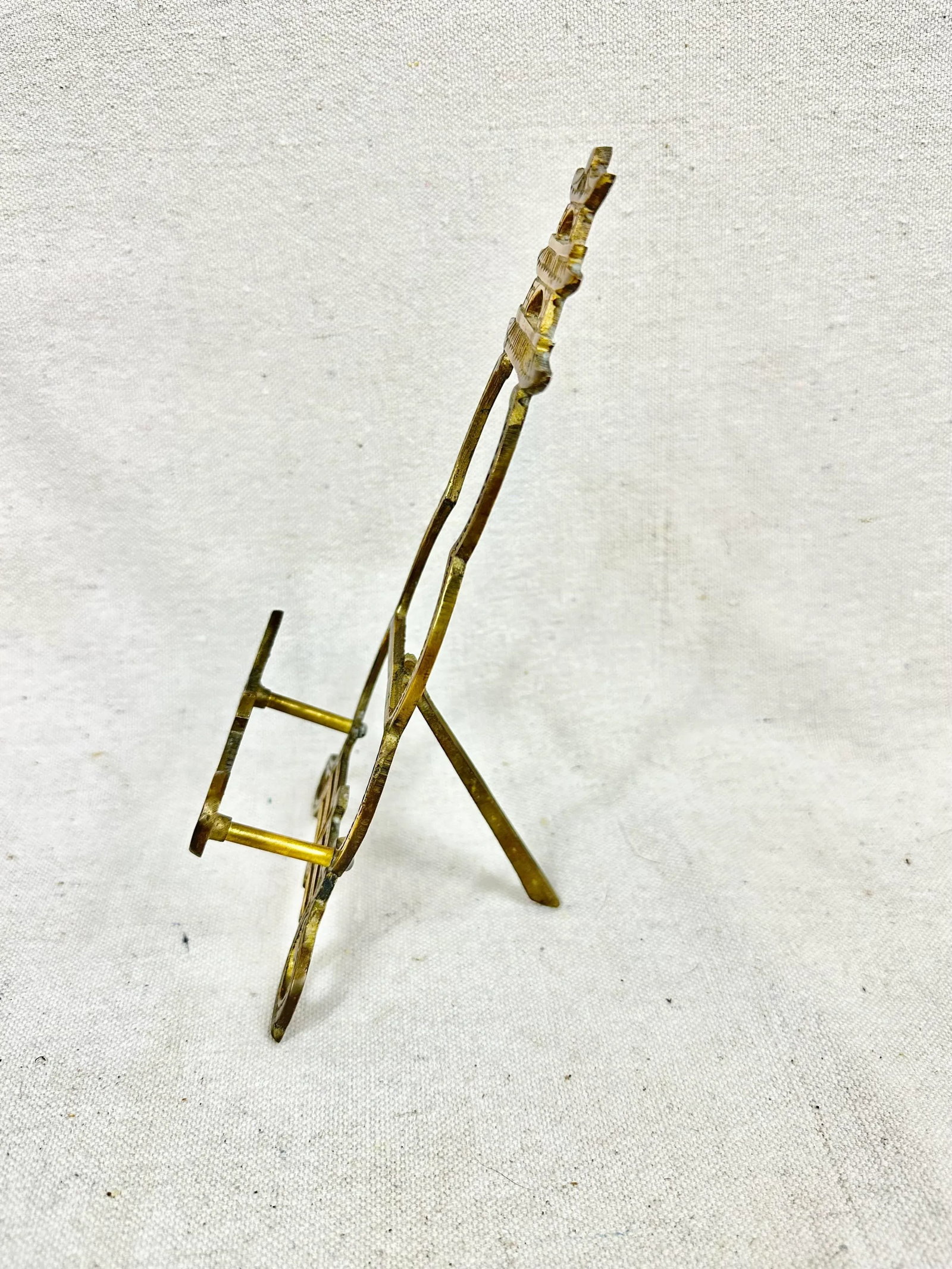 Vintage Brass Pagoda Shaped Tabletop Easel - 8