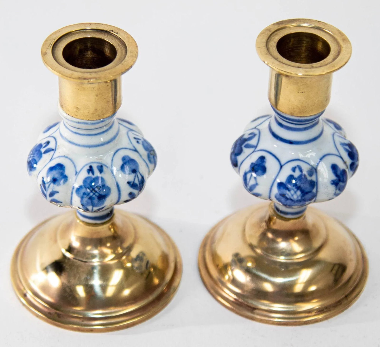 Vintage Delft Floral Blue and White Ceramic and Brass Candlesticks, a Pair 1950s - 4