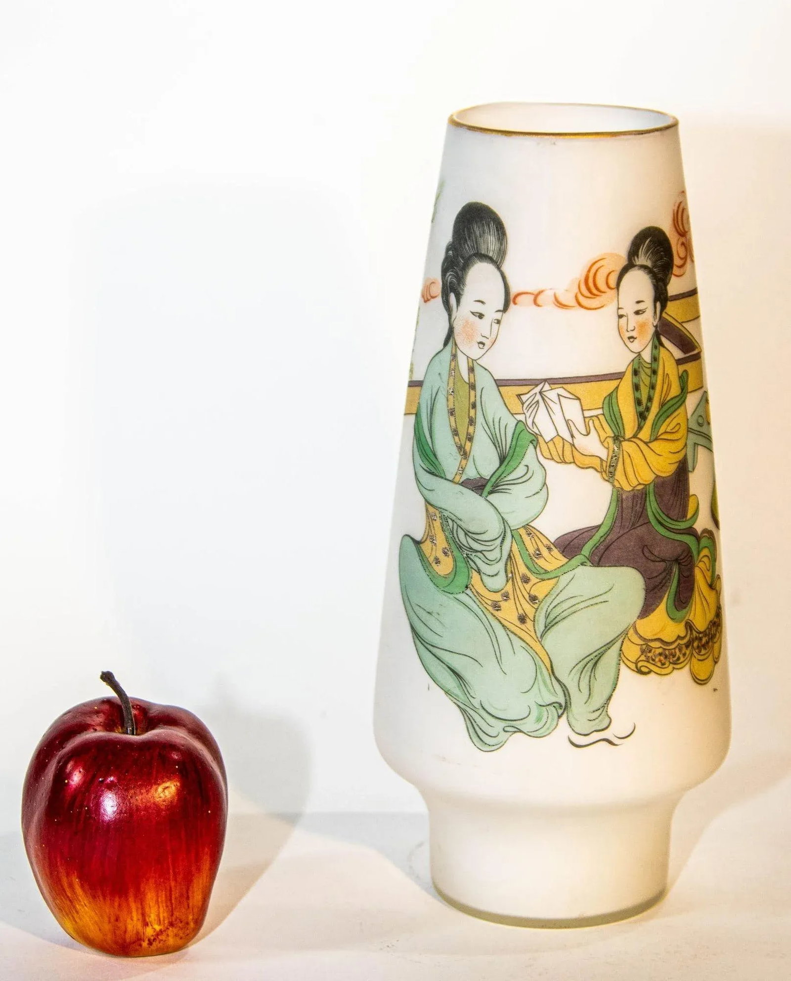 Japanese Opaline White Glass Vase Hand Painted With Geishas - 12