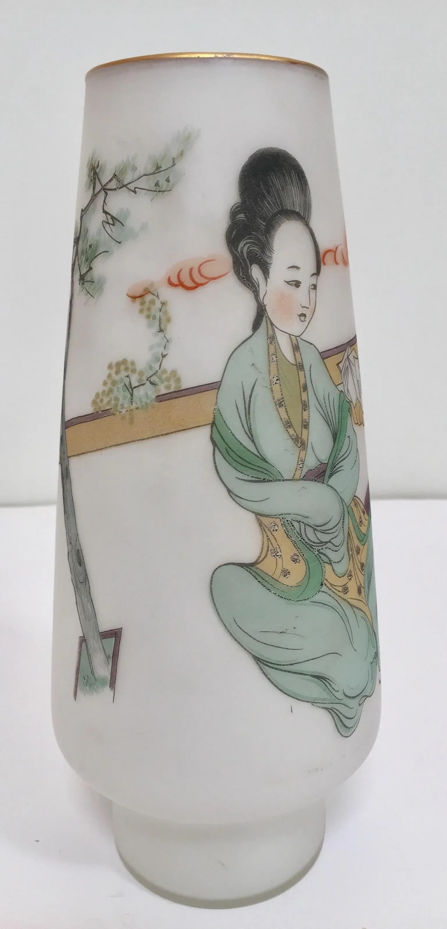 Japanese Opaline White Glass Vase Hand Painted With Geishas - 8