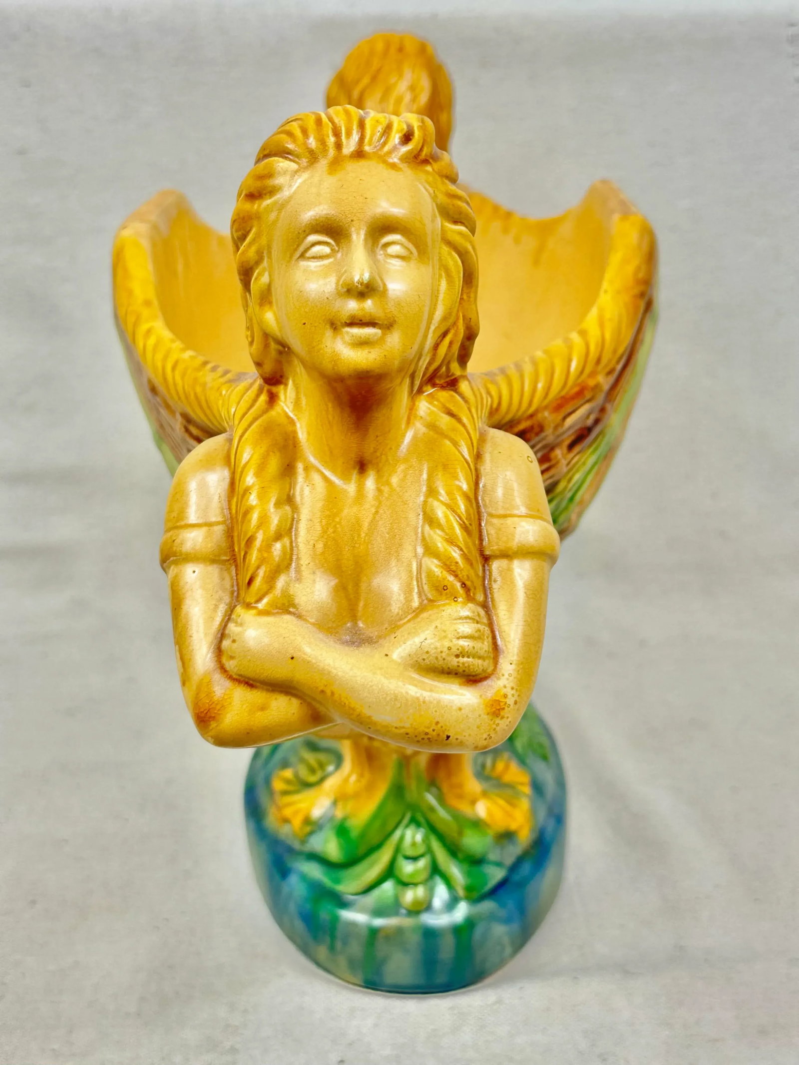 Large Vintage Majolica Style Seashell Centerpiece With Mermaids - 5
