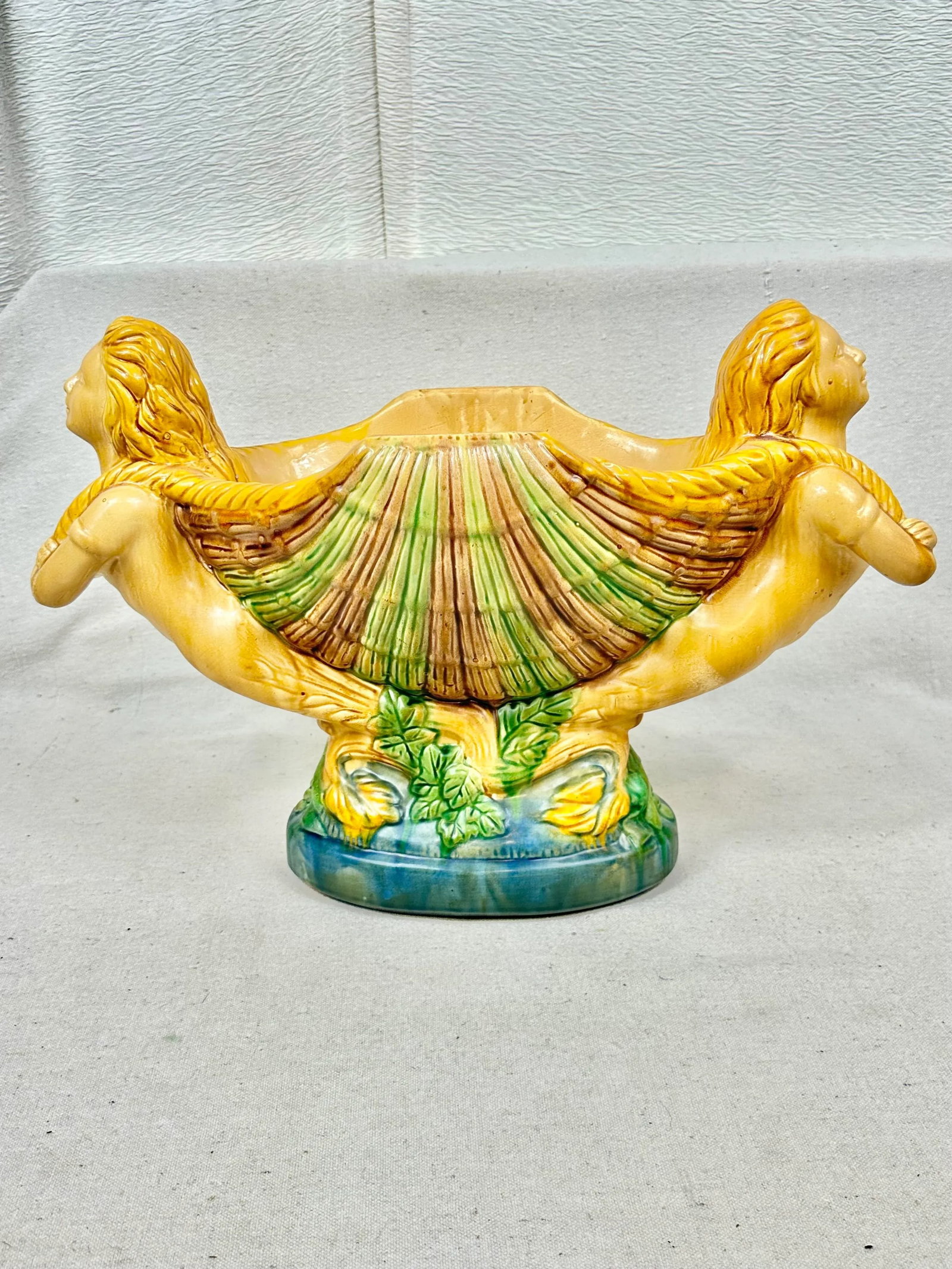Large Vintage Majolica Style Seashell Centerpiece With Mermaids - 6