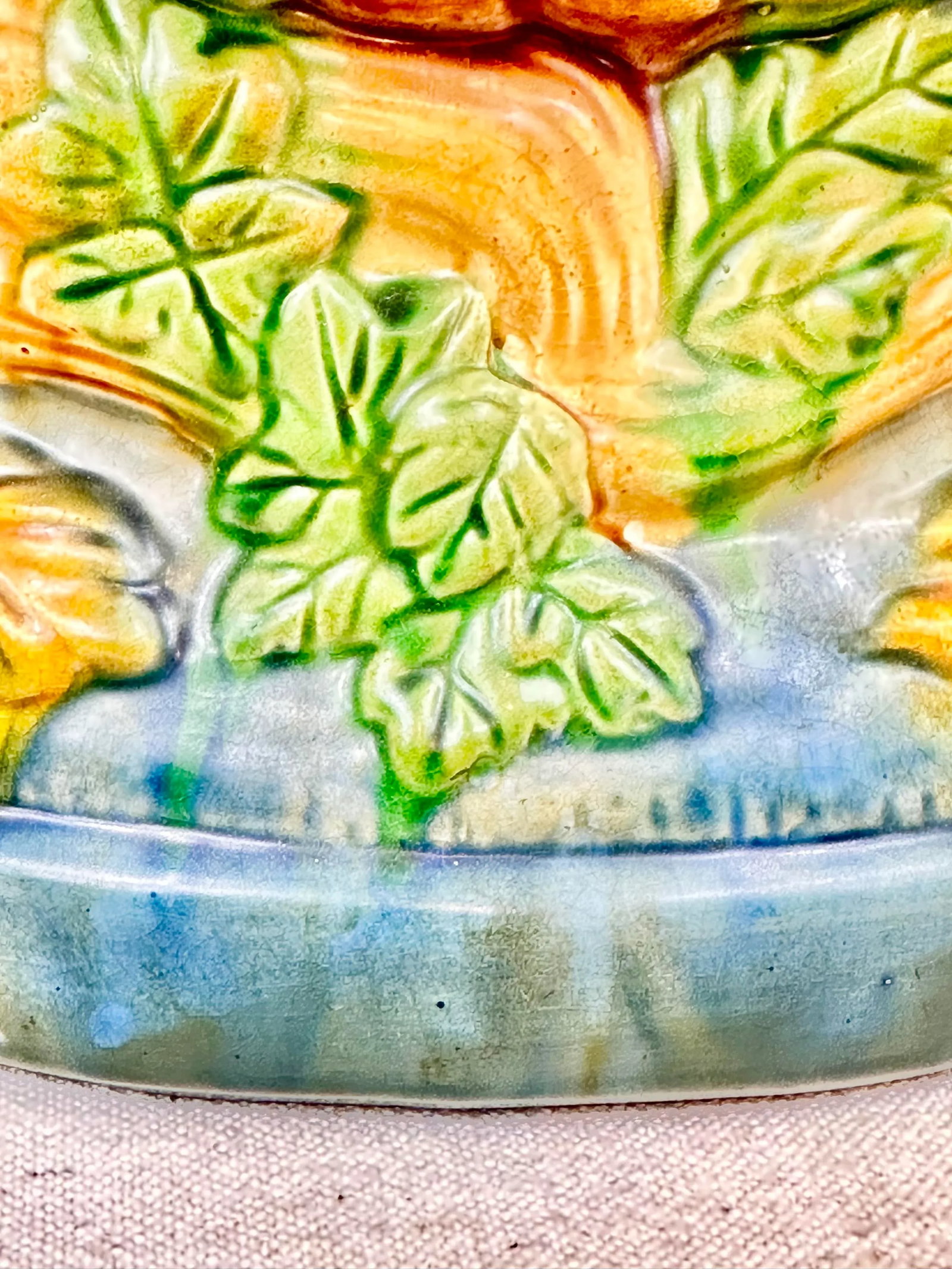 Large Vintage Majolica Style Seashell Centerpiece With Mermaids - 7