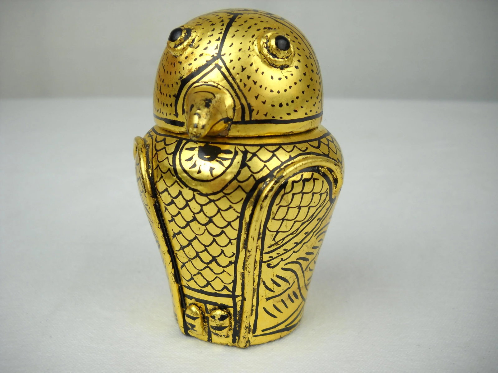 Petite Burmese Lacquer Owl Box - 8