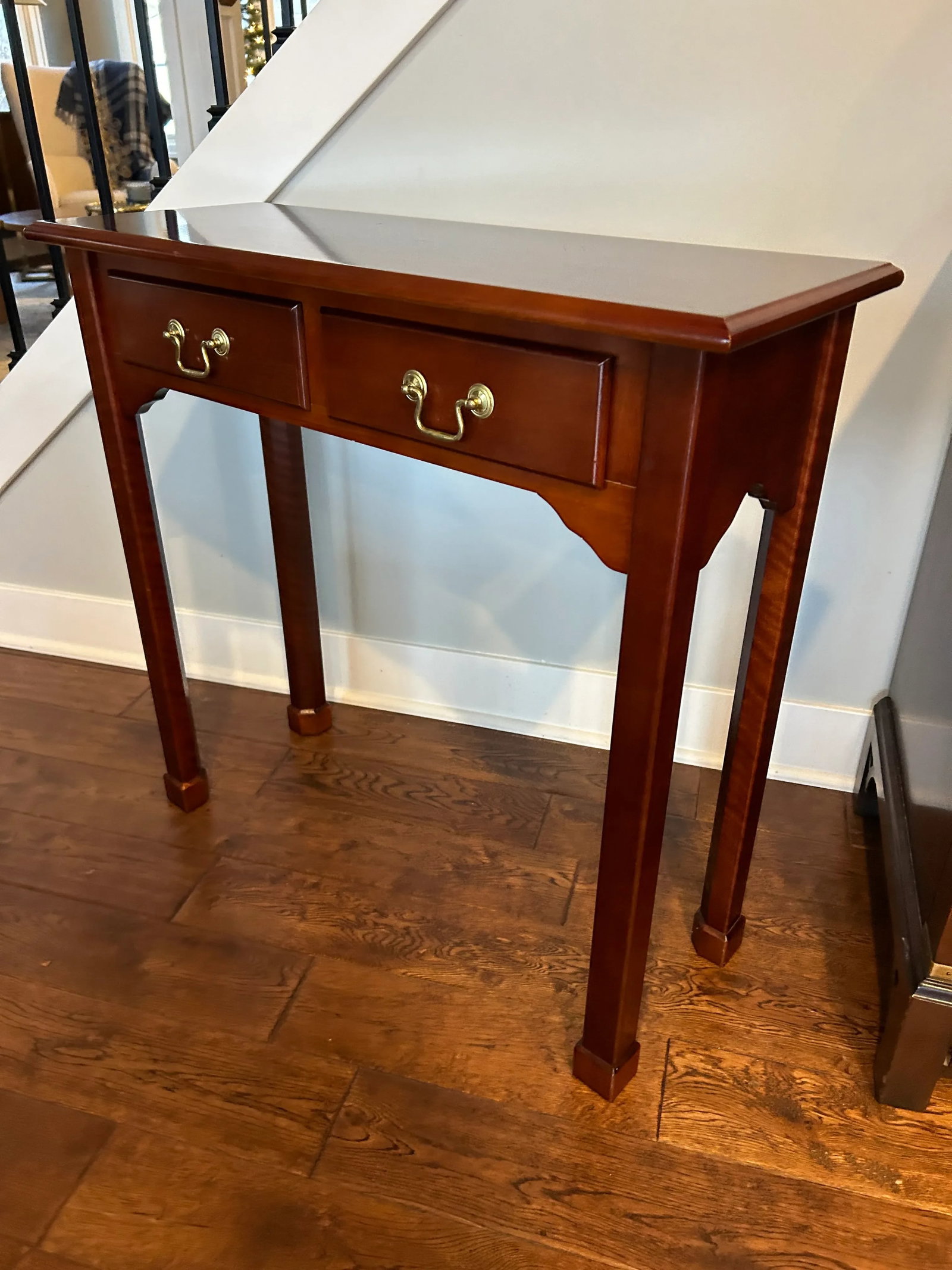 Vintage Chippendale Mahogany Two-Drawer Console Table by Bombay Company - 3