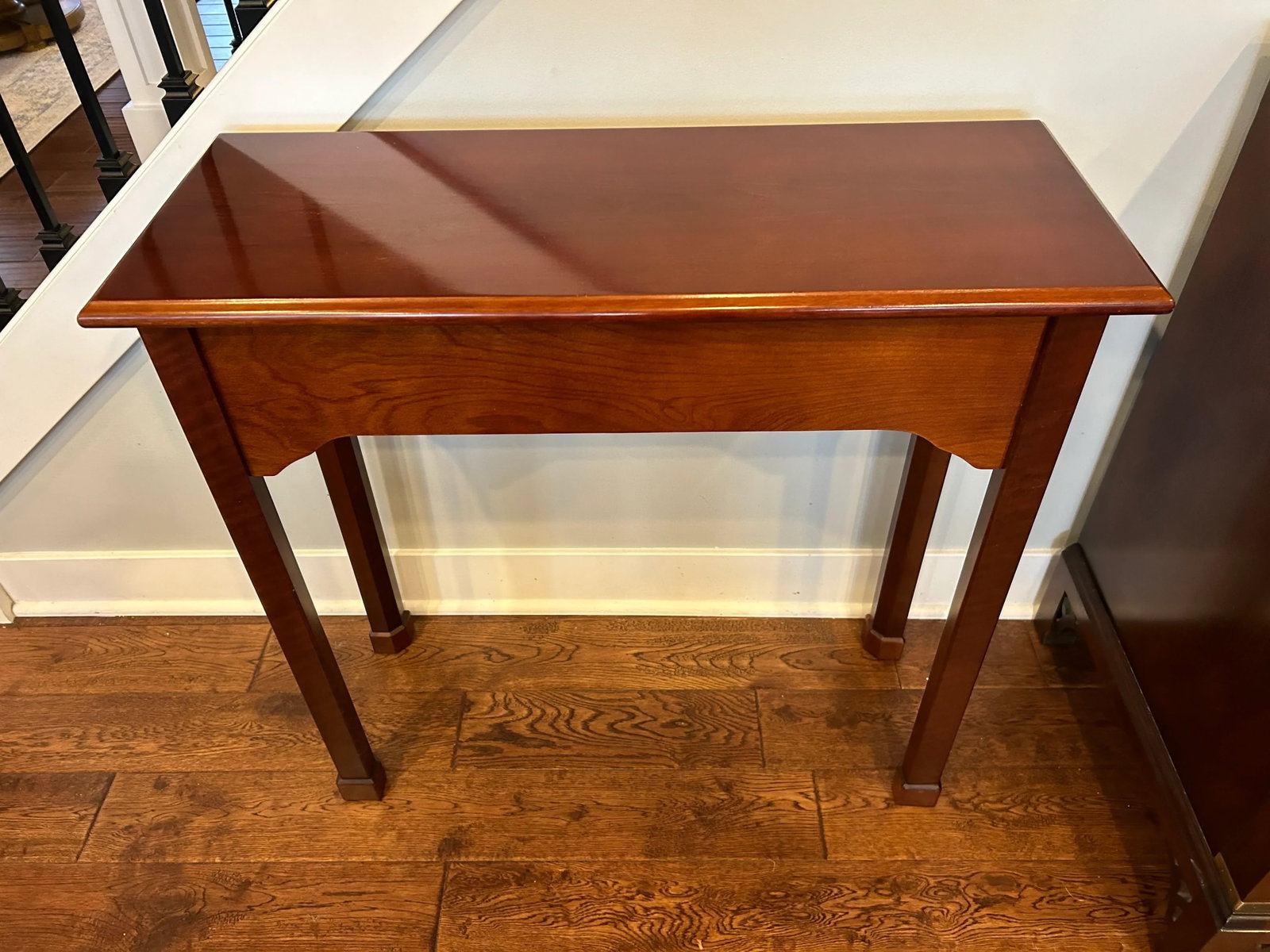 Vintage Chippendale Mahogany Two-Drawer Console Table by Bombay Company - 5
