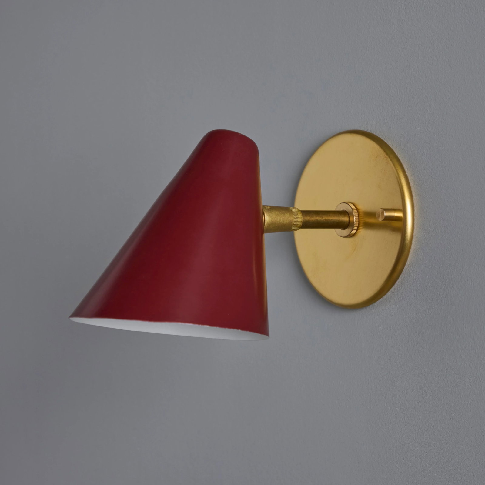 1950s Conical Red Metal & Brass Sconces by Gino Sarfatti for Arteluce, Unmarked - a Pair - 5