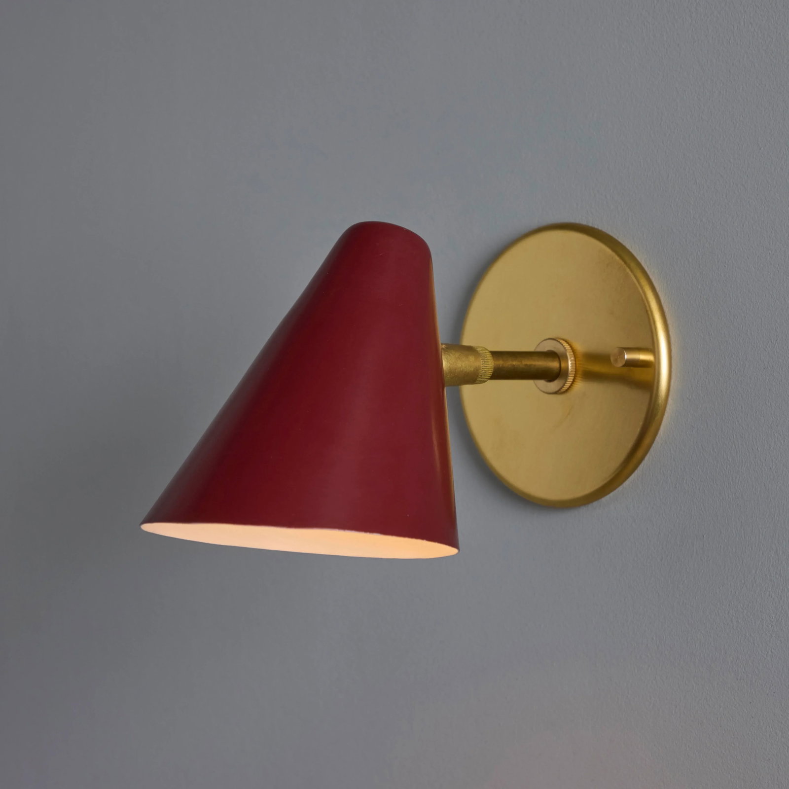1950s Conical Red Metal & Brass Sconces by Gino Sarfatti for Arteluce, Unmarked - a Pair - 6