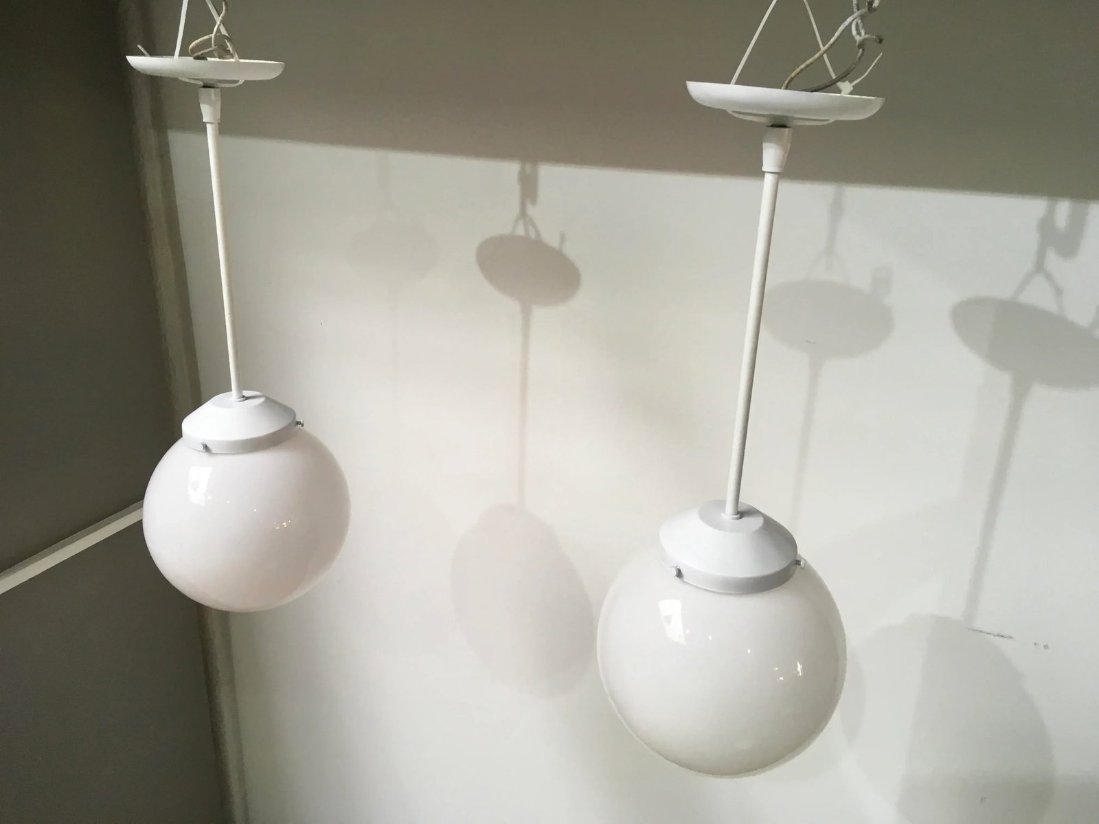 Pair of Mid-Century Modern Feldman Globe Pendant Lights, Los Angeles, Refinished White & Milk Glass - 3