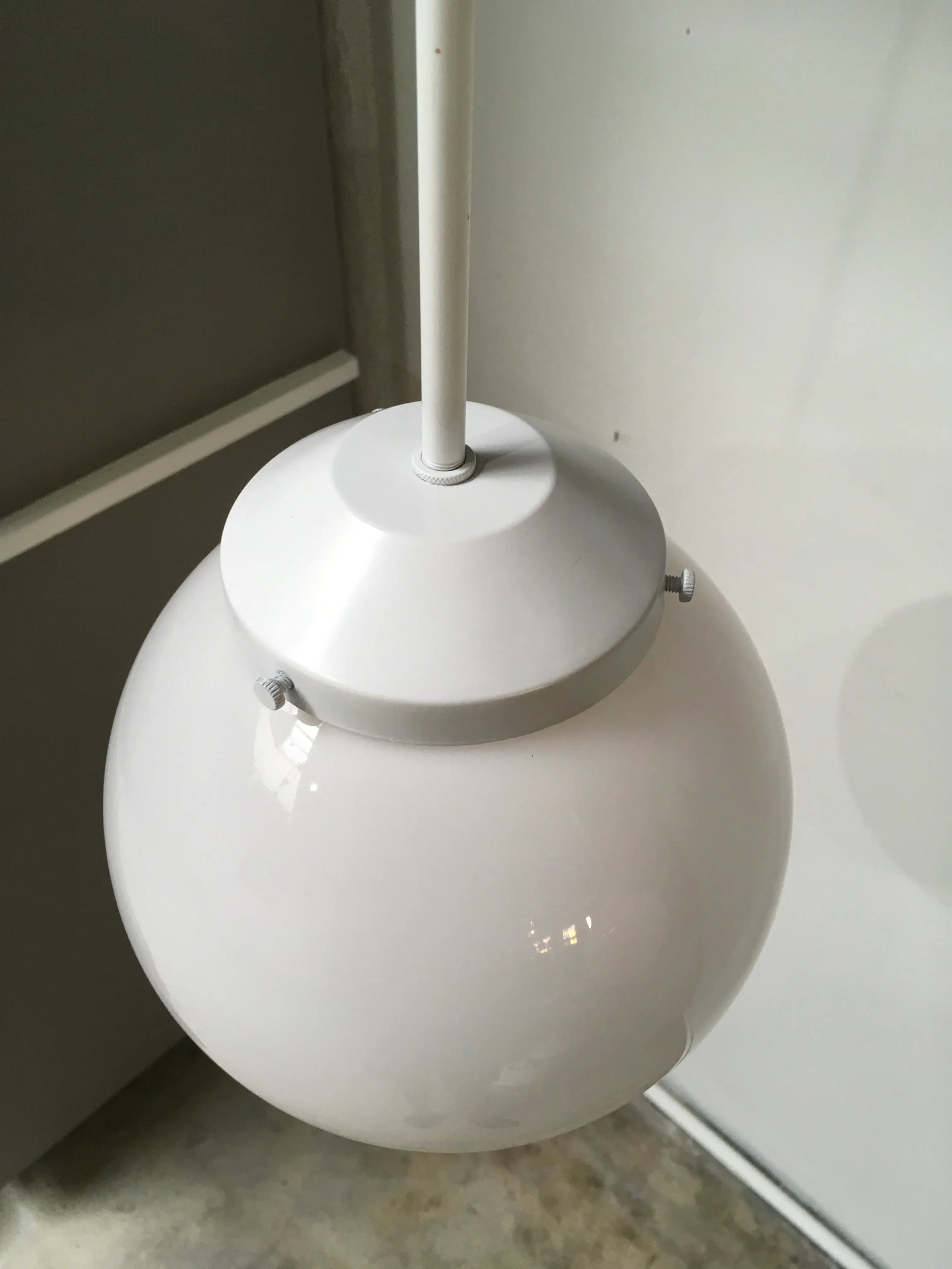 Pair of Mid-Century Modern Feldman Globe Pendant Lights, Los Angeles, Refinished White & Milk Glass - 8