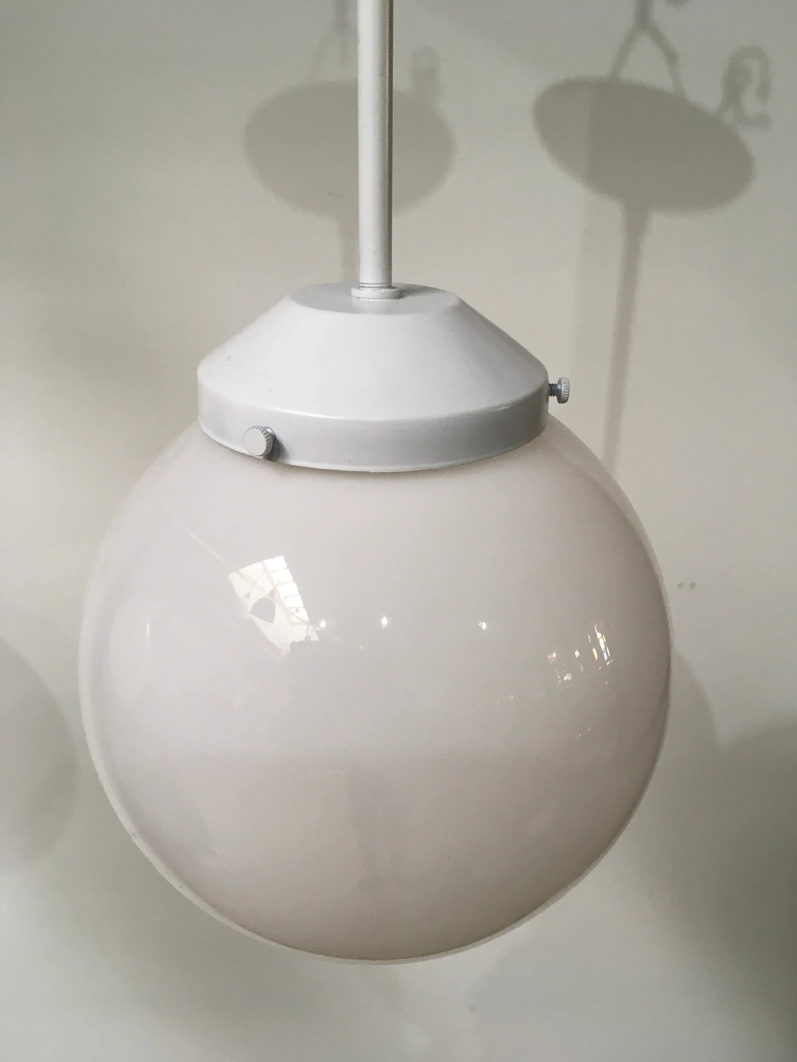 Pair of Mid-Century Modern Feldman Globe Pendant Lights, Los Angeles, Refinished White & Milk Glass - 9