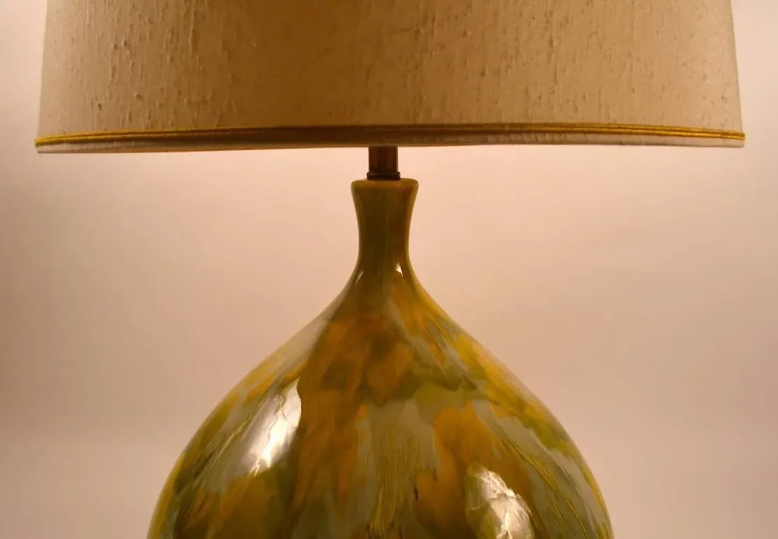 Large Ceramic Drip Glaze Lamp With Original Shade - 8