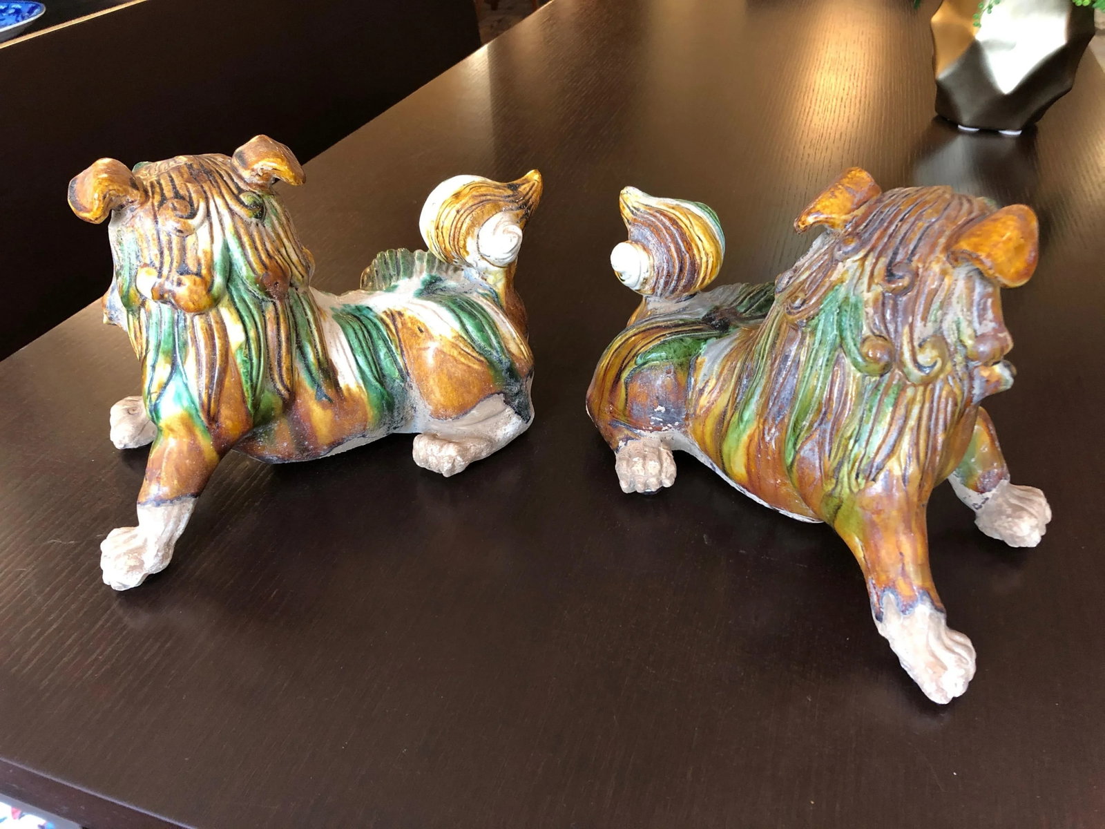 Striking Ceramic Chinese Foo Dogs Sculptures - a Pair - 8