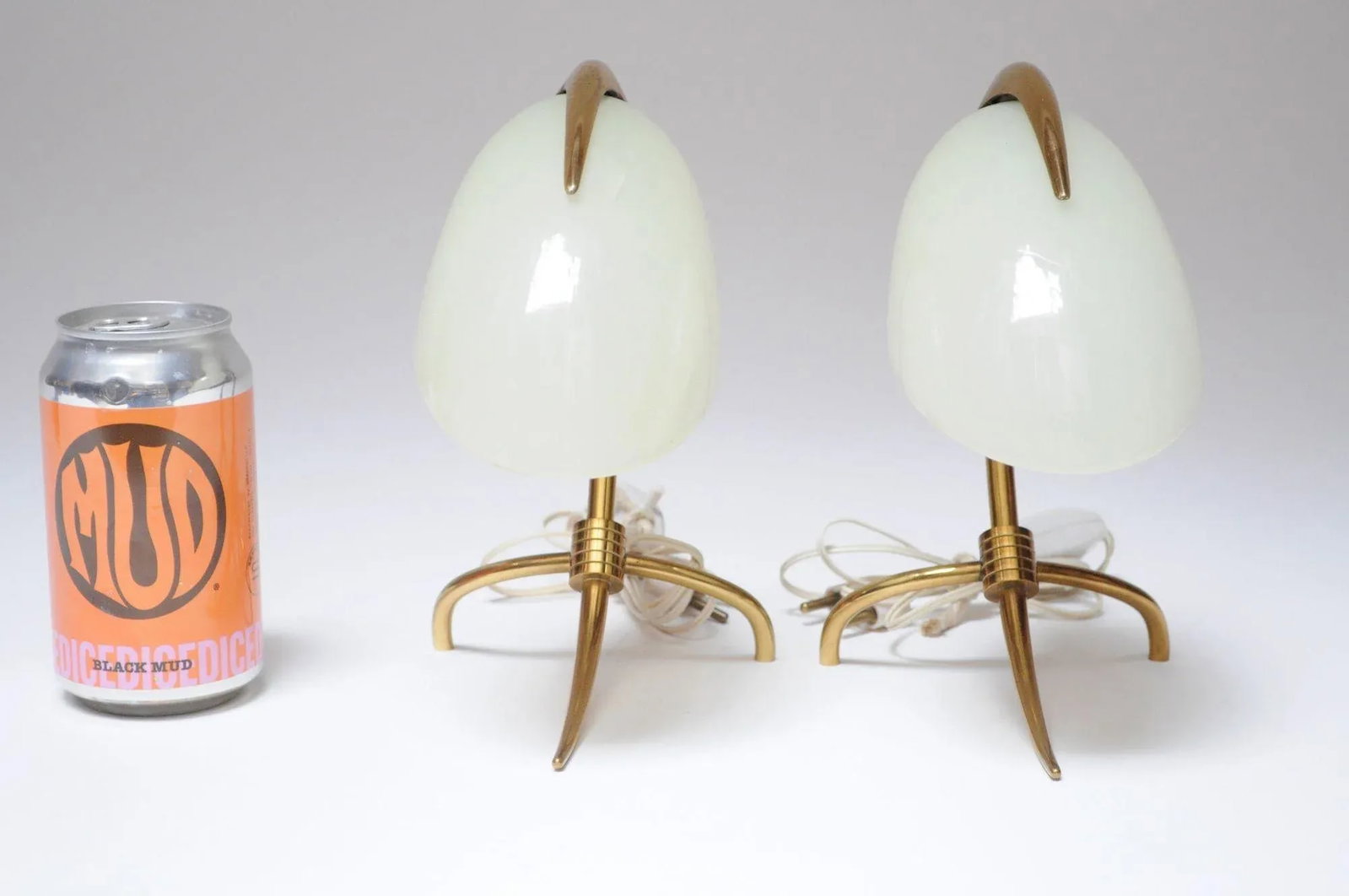Pair of Petite Brass and Glass Tripod Bedside / Table Lamps by Oscar Torlasco - 7