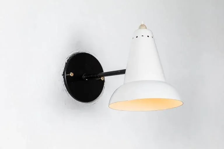 1950s Italian White Articulating Sconces Attributed to Gino Sarfatti - 5