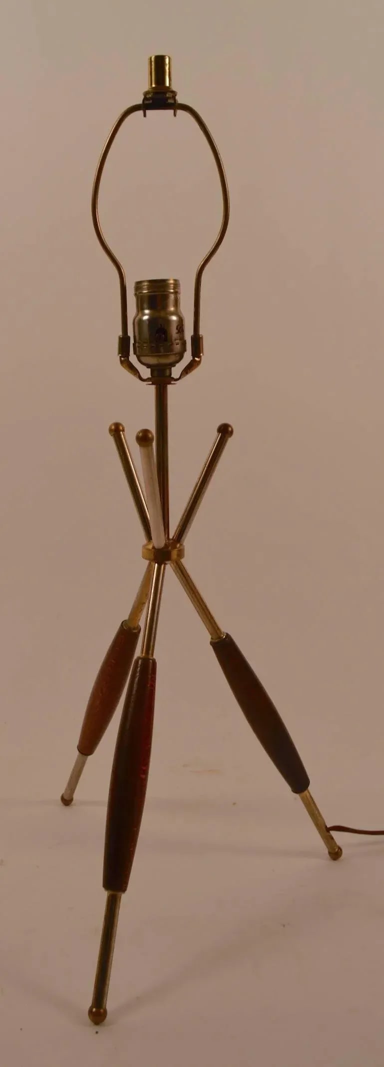 Thurston for Lightolier Tri Pod Table Lamp - 6