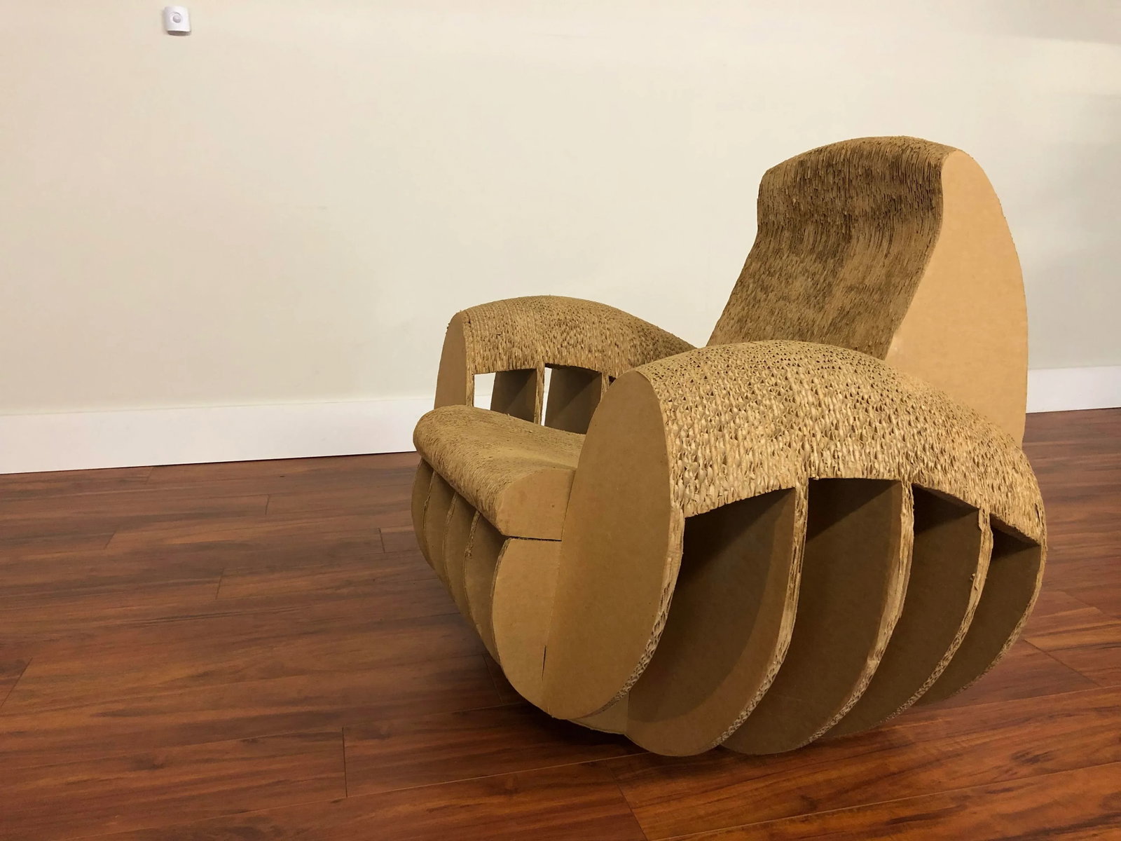 Rocking Lounge Chair Made Entirely of Cardboard - 8