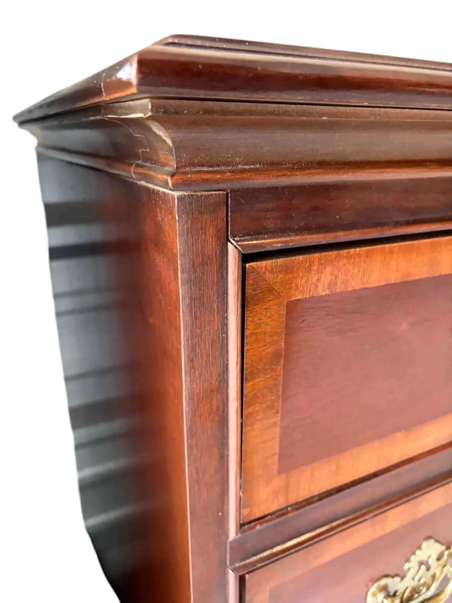 Dixie Chippendale Banded Mahogany Dresser - 7
