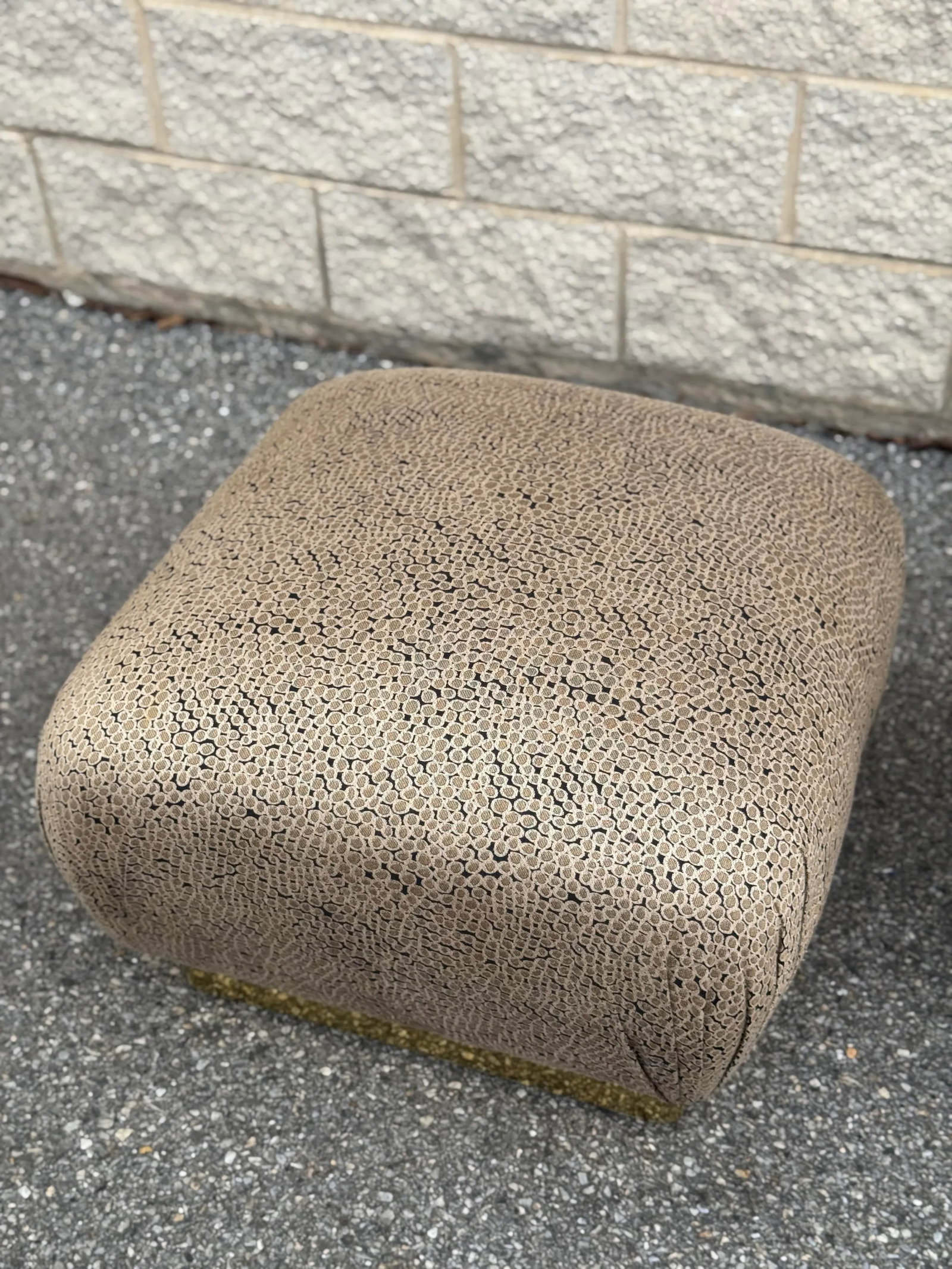 Late 20th Century Pair of Hollywood Regency Poufs or Ottomans in Style of Karl Springer - 8