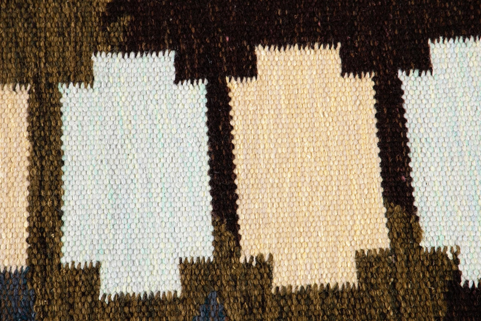 21st Century Modern Swedish-Style Wool Rug - 9