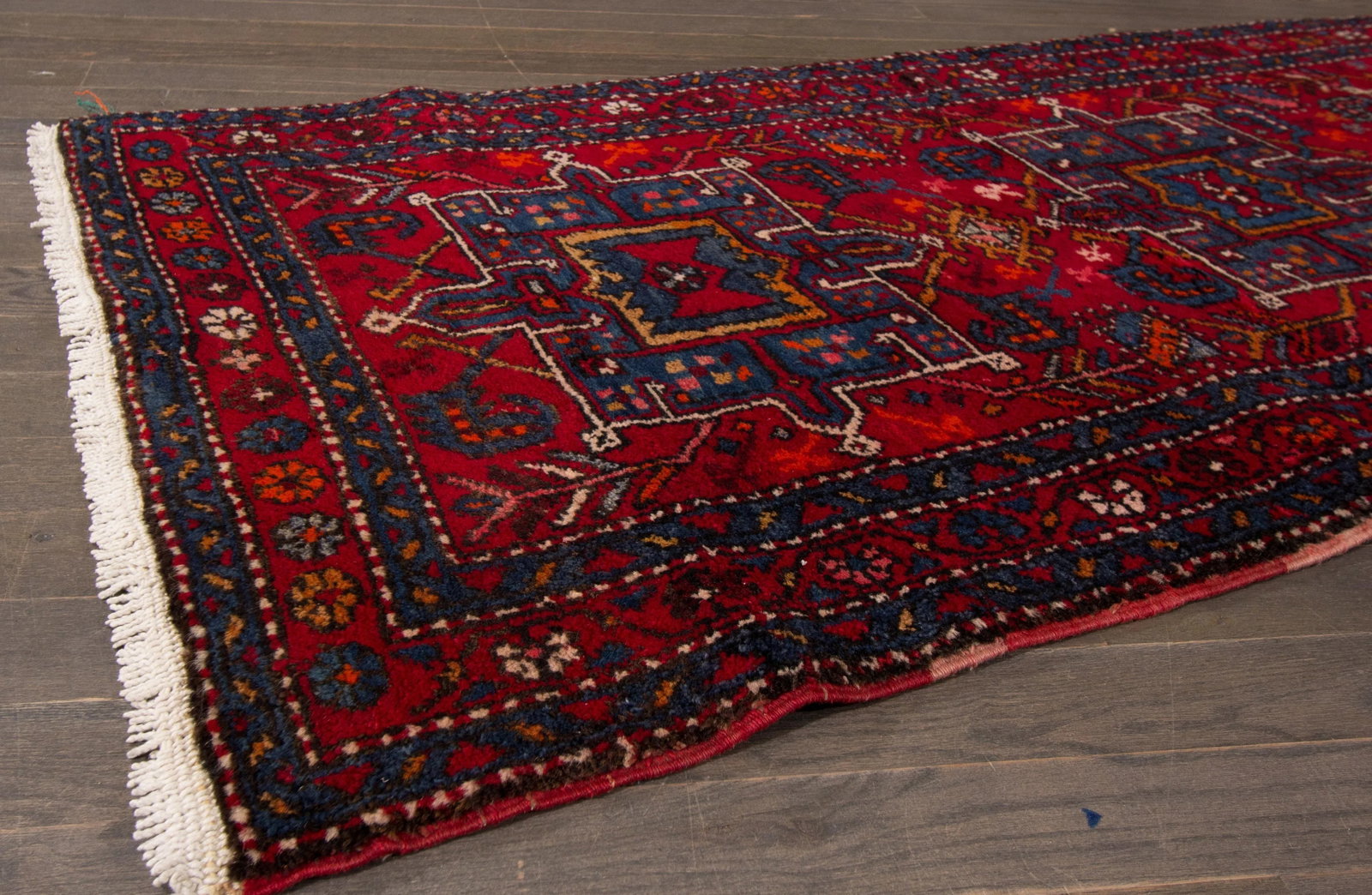 Red Vintage Persian Heriz Wool Runner - 3