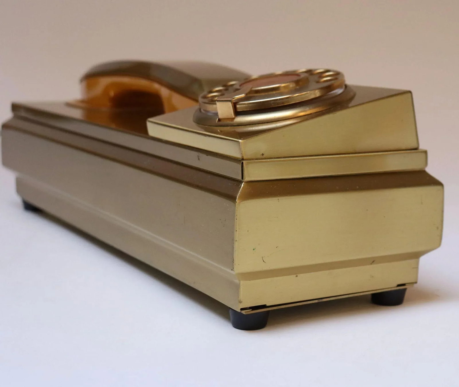 Vintage Italian Modernist Gold Aluminum Rotary Telephone by Cr Telefonia - 4