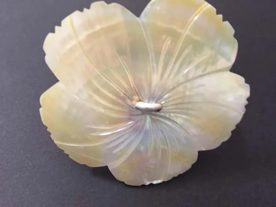 Handcrafted Napkin Rings in Natural Capiz Pearl Shell - Set of 6 - 2