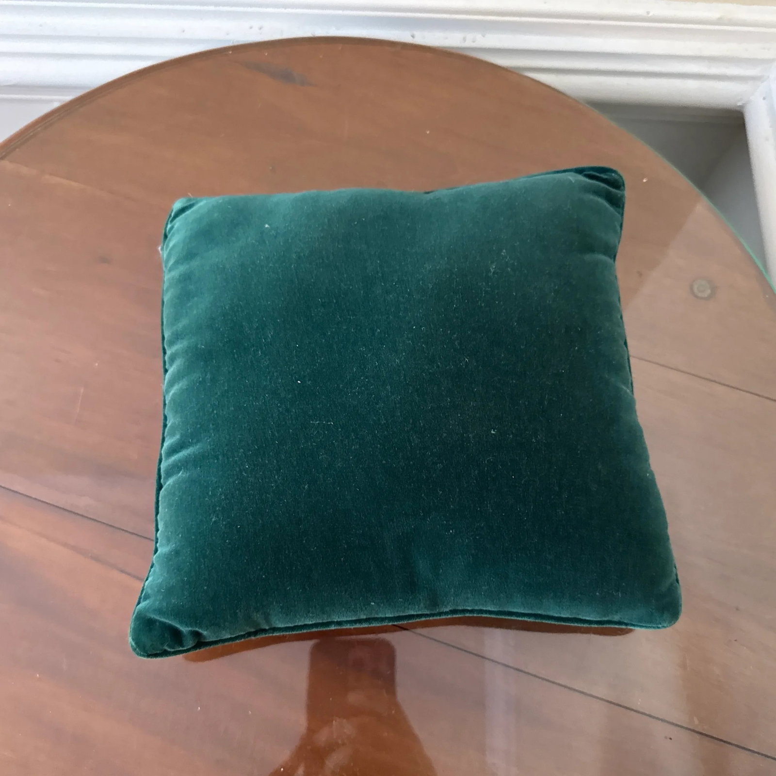 Vintage 1970s Floral Needlepoint Pillow - 8