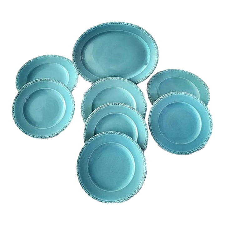 Vernon Kilns Native California Pottery Melinda - 1 Platter 7 Plates: Rare Vernon Kilns Native California Pottery Melinda pattern Includes 1 platter 10 x 14", 3 dinner plates 10", 4 luncheon plates 9 1/2", Condition: Alterations: Original Condition Unaltered